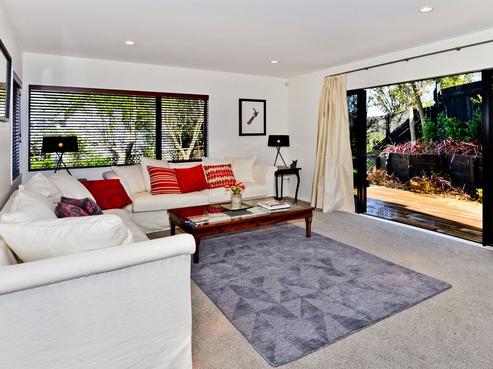2/64 Centorian Drive, Windsor Park