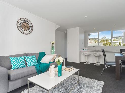 1/7 Don Croot Street, Morningside