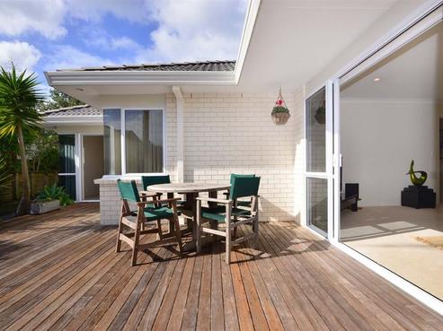 256 Vipond Road, Stanmore Bay