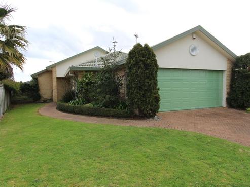 44 Sheriff Place, Randwick Park