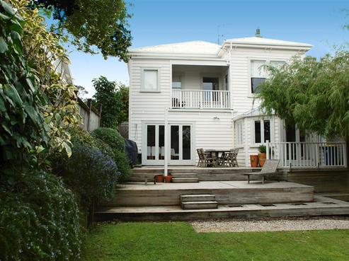 11 Glen Road, Stanley Point