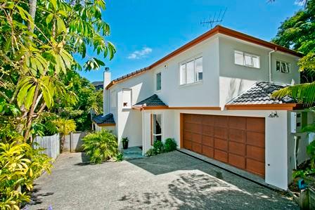 2/46 Heathcote Road, Castor Bay