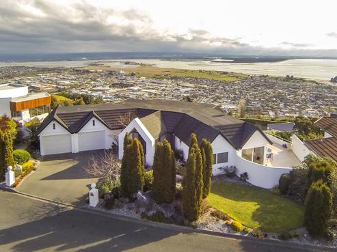 340 Princes Drive, Britannia Heights