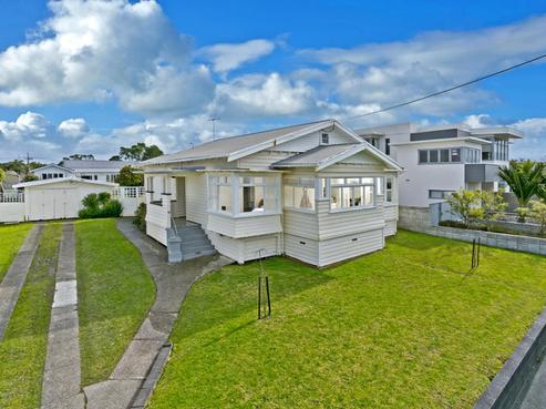 29 Merani Street, Narrow Neck
