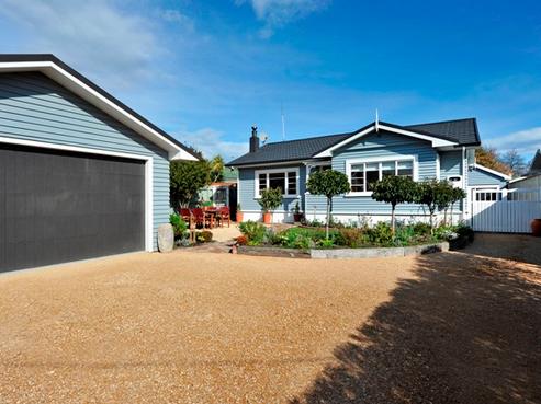 8 Maitland Avenue, Stoke