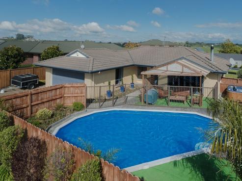 12 Limousin Place, Grandview Heights