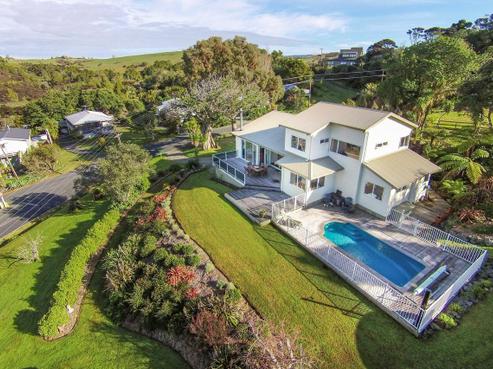 1 Clinton Road, Tawharanui Peninsula