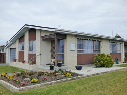 1/15 Gebbie Road, Taradale