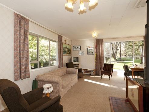 1 Railway Terrace, Glentunnel
