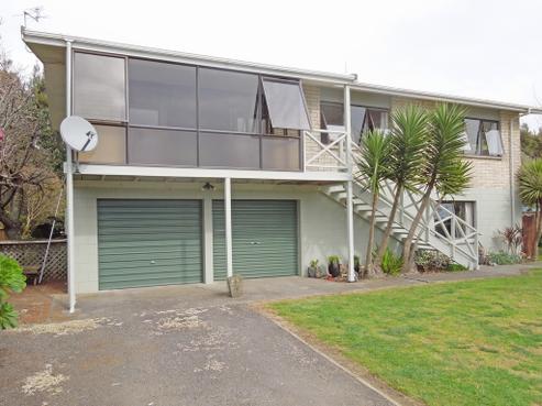 6 Motukari Place, Onaero