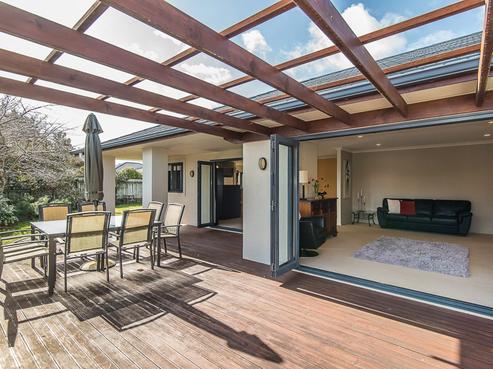 158 Guildford Drive, Paraparaumu Beach