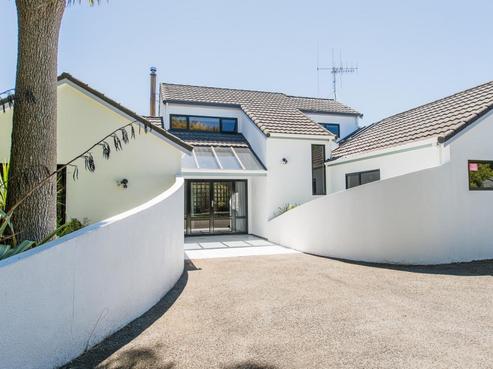 44 Western Line, Brunswick