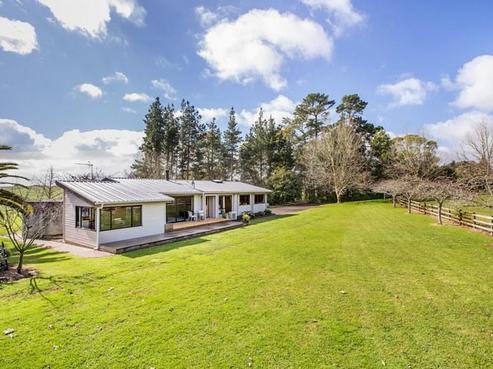 401 Tuhimata Road, Paerata