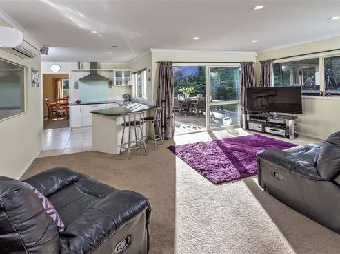 8 Pinebrook Lane, Maraetai