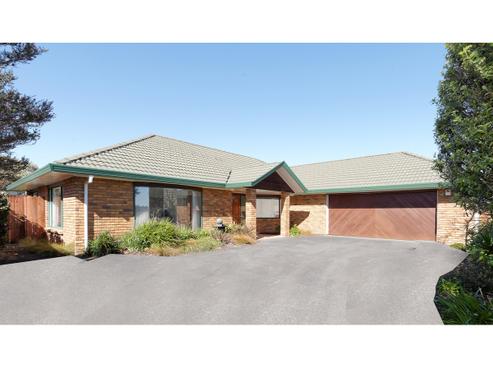 11 Ravensdale Rise, Northpark