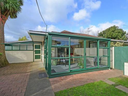2 Parera Grove, Heretaunga