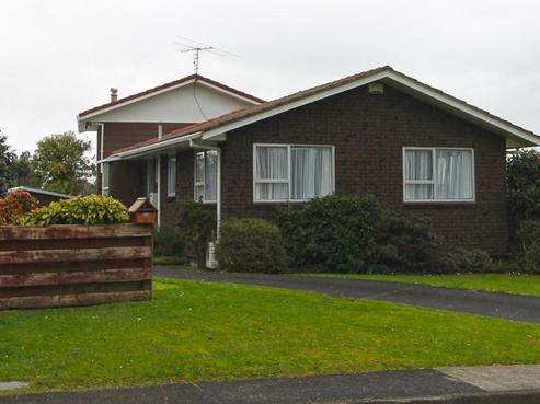 9 Lemnos Place, Titirangi
