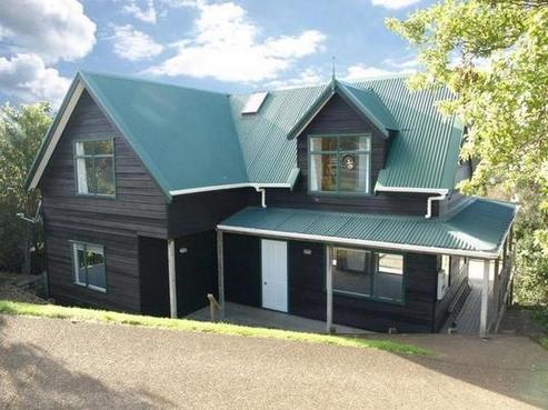 26 Wellington Road, Surfdale