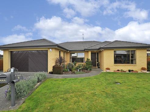 5 Allerton Place, Wattle Downs