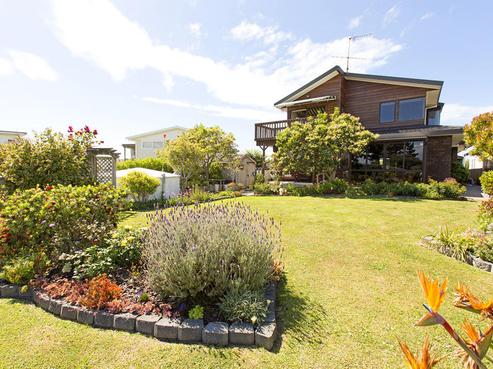 1448 Whangaparaoa Road, Army Bay