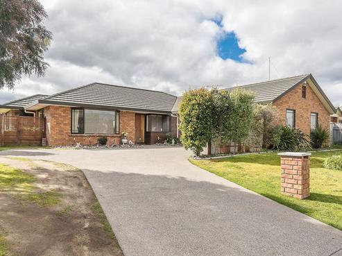5 Aburoc Place, Paraparaumu Beach