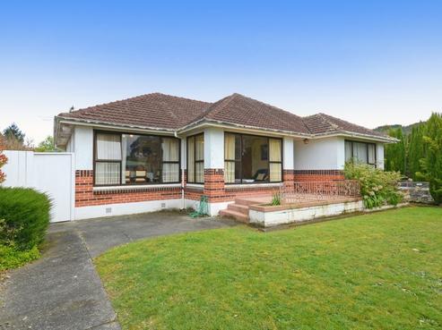 13 Poplar Grove, Ebdentown
