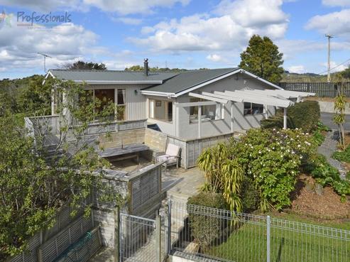 744 Ponga Road, Opaheke