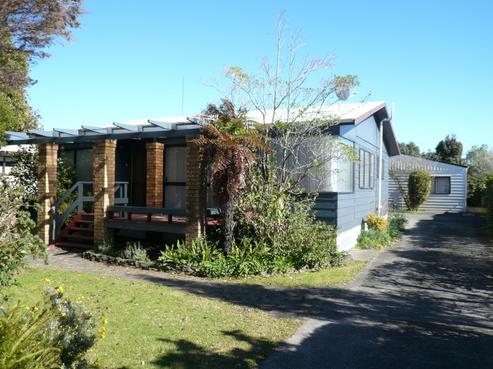 321 Port Road, Whangamata
