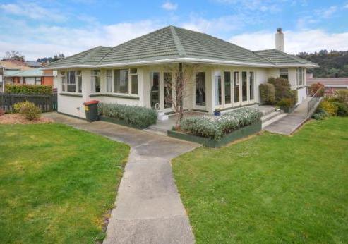 140 Main Road, Fairfield