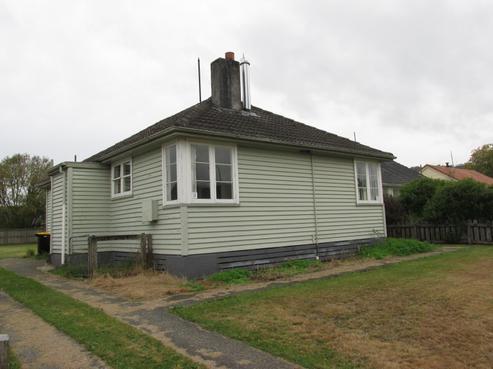 12 Conlon Street, Reefton