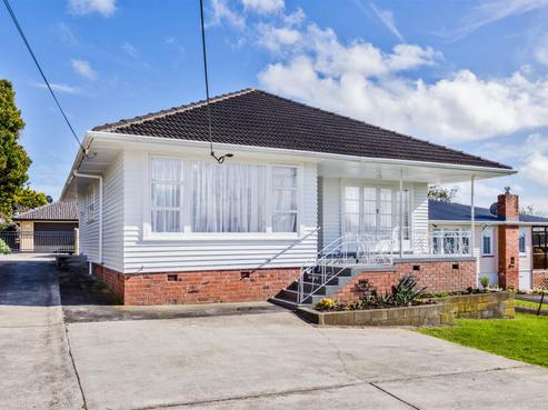 32 Kelwyn Road, Kelston