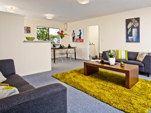 16B Maplesden Drive, Clendon Park