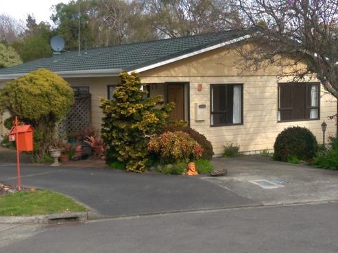 5 Fagan Street, Bulls