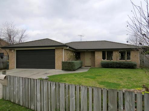 8 Avonbrook Lane, Pukekohe
