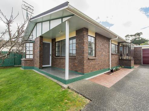 6 Bens Place, Springvale