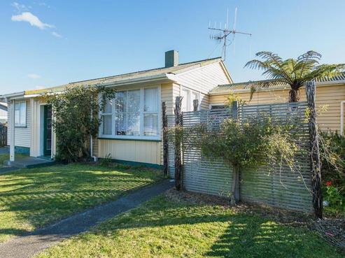 6 Rogers Street, Castlecliff