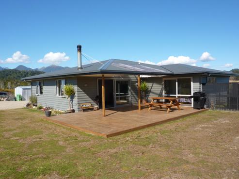 153A Beach Road, Charleston