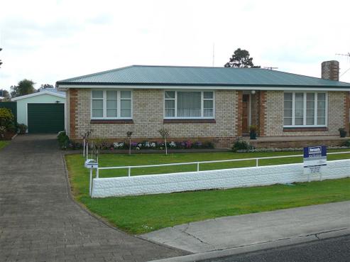8 Railway Street, Paeroa
