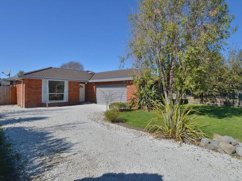 29 Eders Road, Woodend
