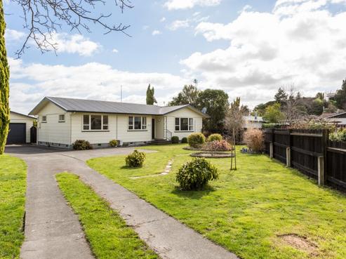 24 Christie Crescent, Havelock North