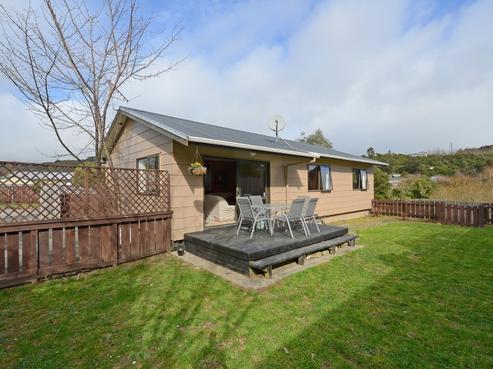 14 Edmund Lomas Grove, Birchville
