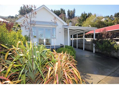 22 Voelas Road, Lyttelton