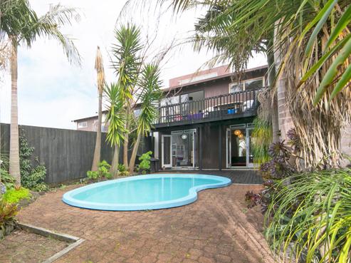 3/102 Halsey Drive, Lynfield