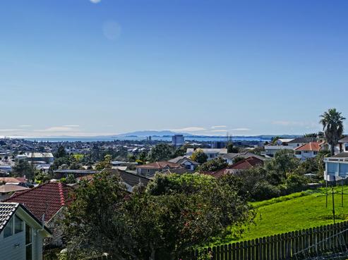 122 Coronation Road, Hillcrest
