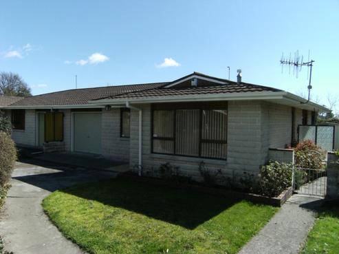 2/11 Campbell Street, Havelock North