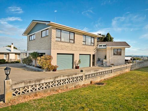 1 Glebe Place, Waiuku