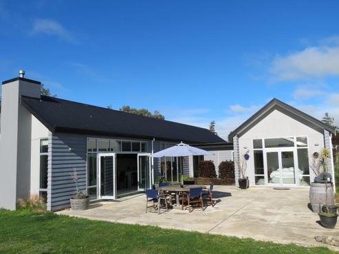 17A Esther Street, Martinborough