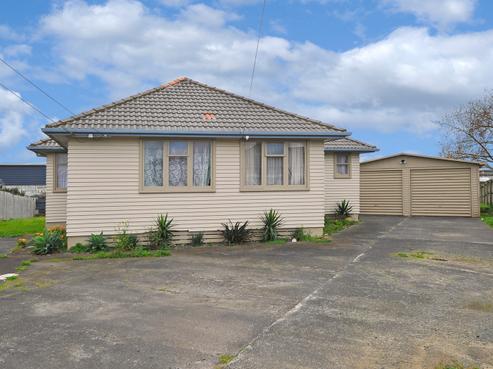 13 Oroua Place, Otara