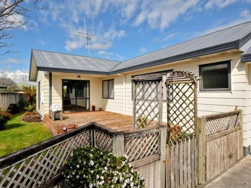 10 Plymouth Place, Fairview Downs
