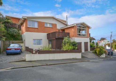 3 Kilgour Street, Roslyn